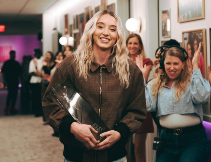 pj, 李月汝的达, dingy