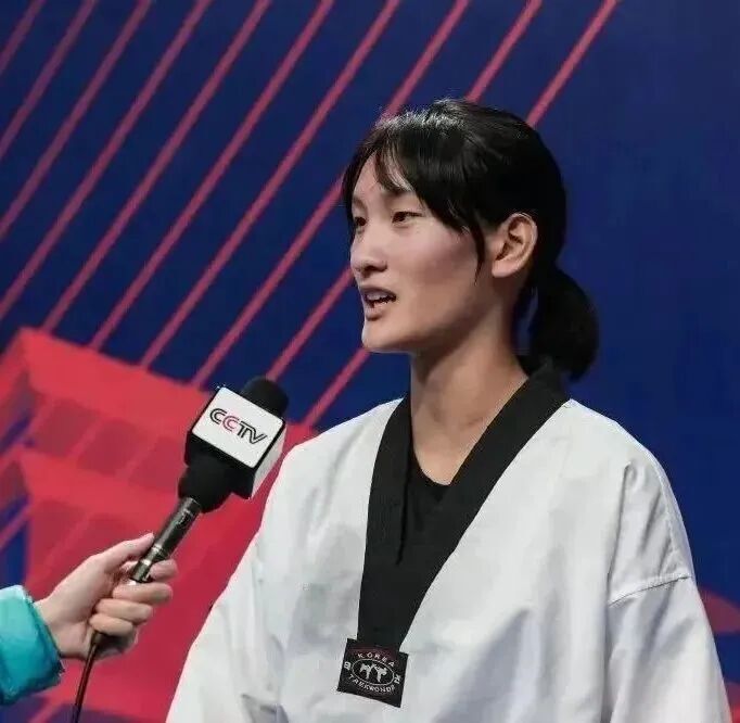 uaE, 零的突破, uaE