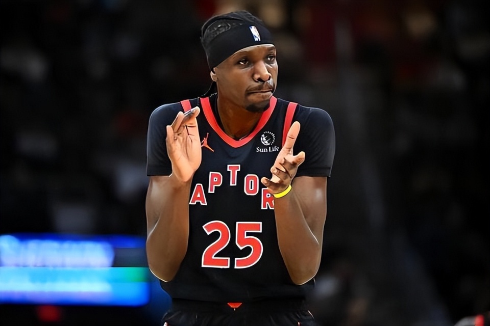 次犯规, 常依靠外线, 布歇和豪瑟